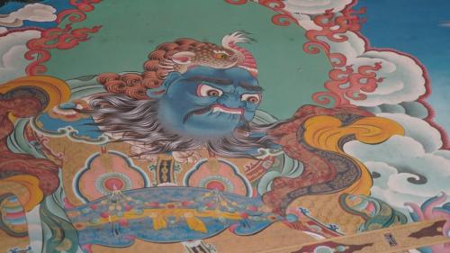 Между Индией и Тибетом. Будды, боги и весна в Гималаях.